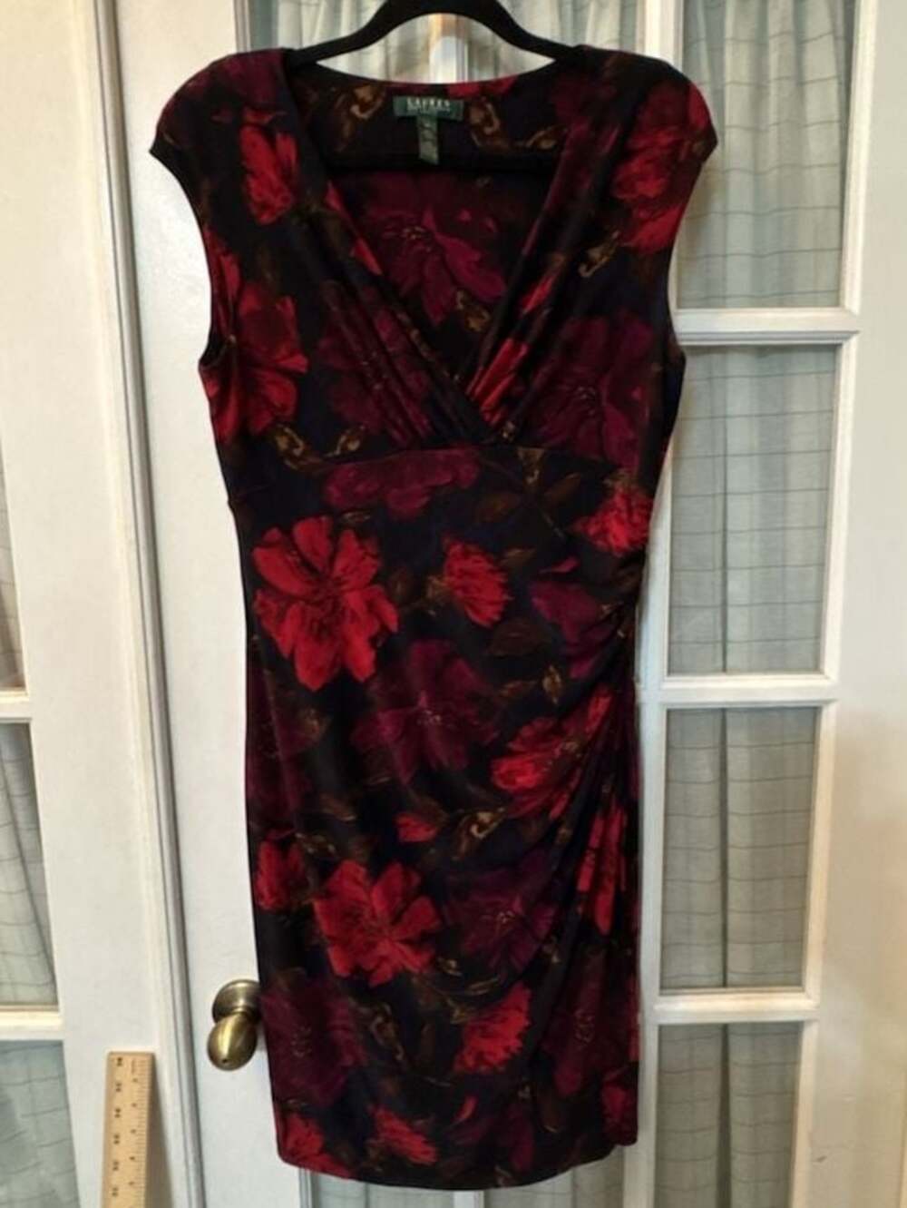 Lauren Ralph Lauren Women's V-Neck Cap Sleeve Floral Ruched Sheath Dress Size 14